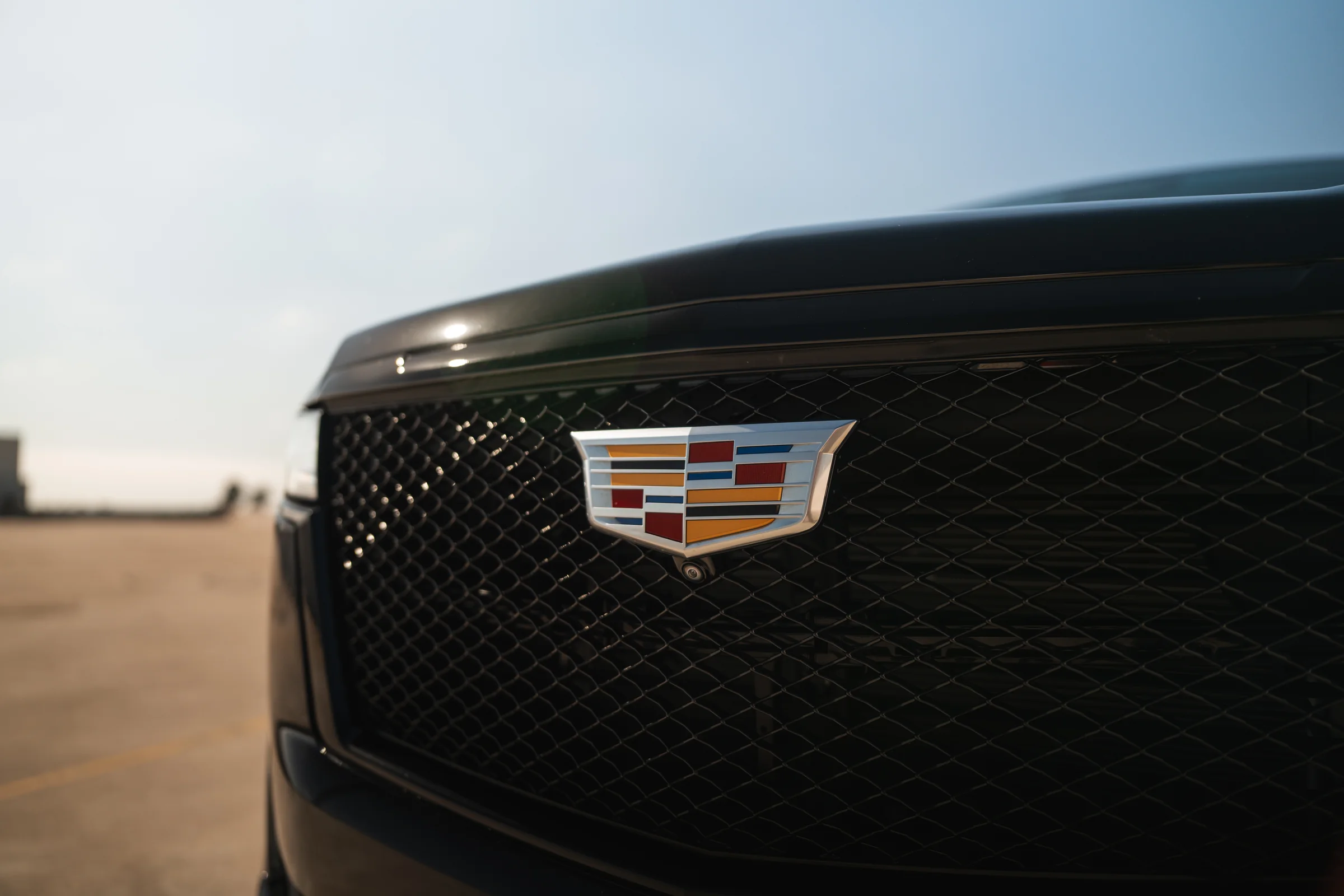 Cadillac Escalade — image 8