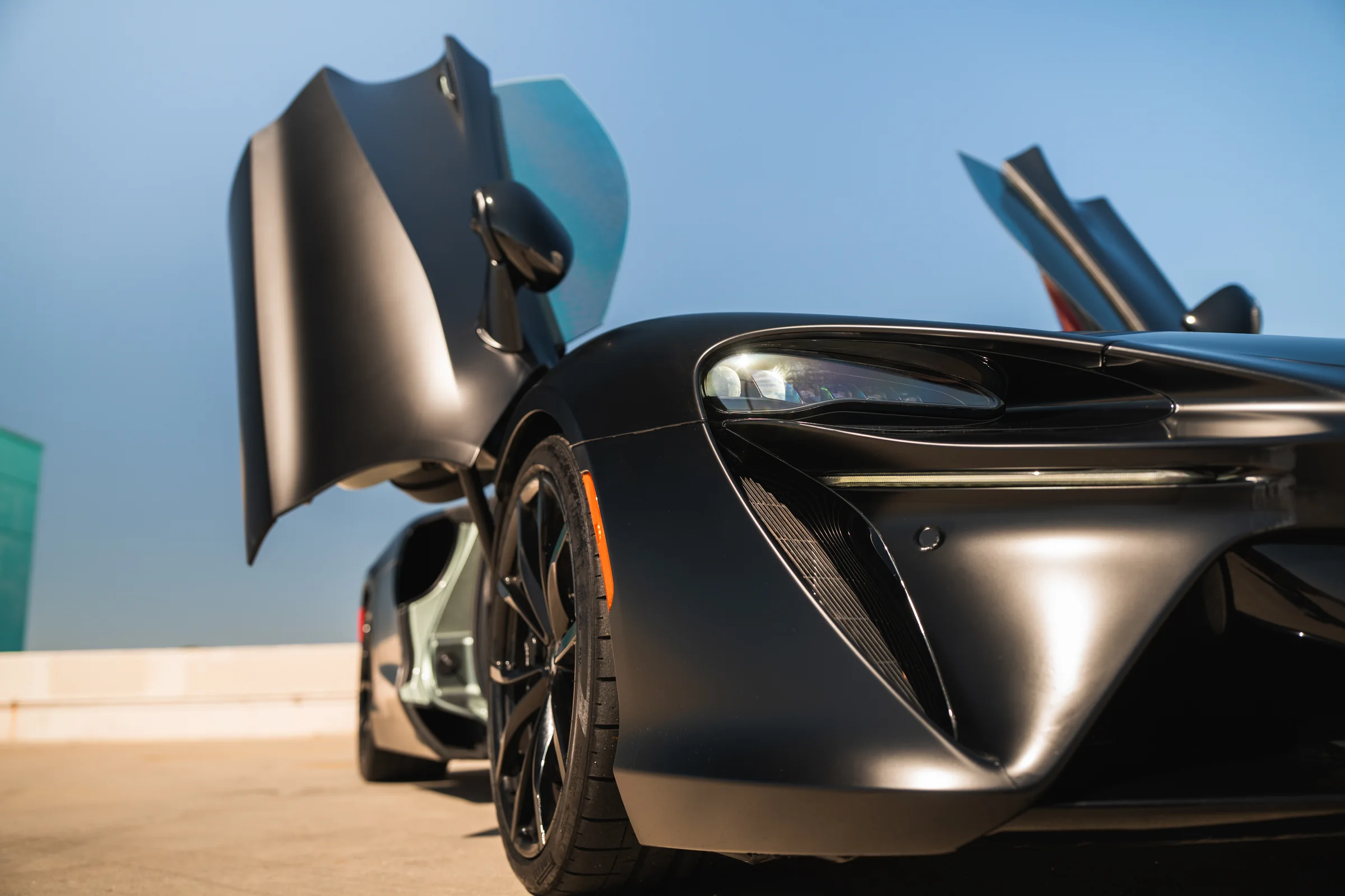 McLaren Artura — image 5