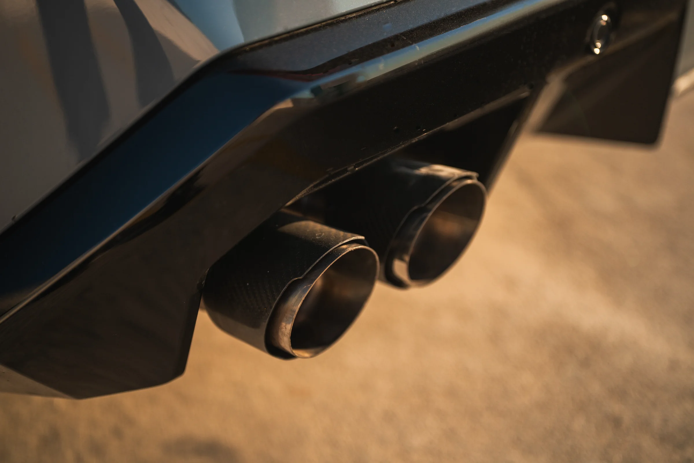 BMW M5 — image 6