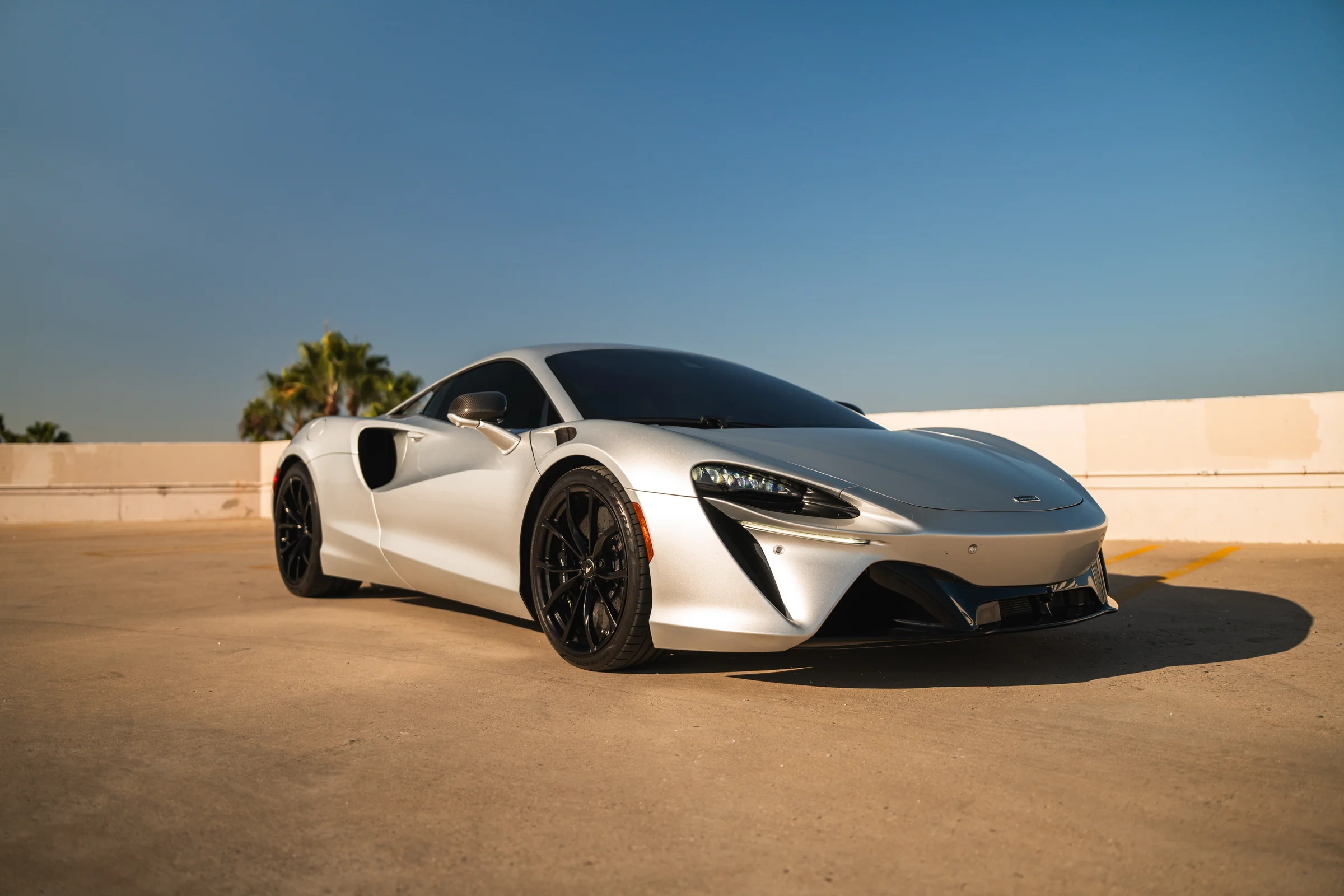 McLaren Artura — image 6