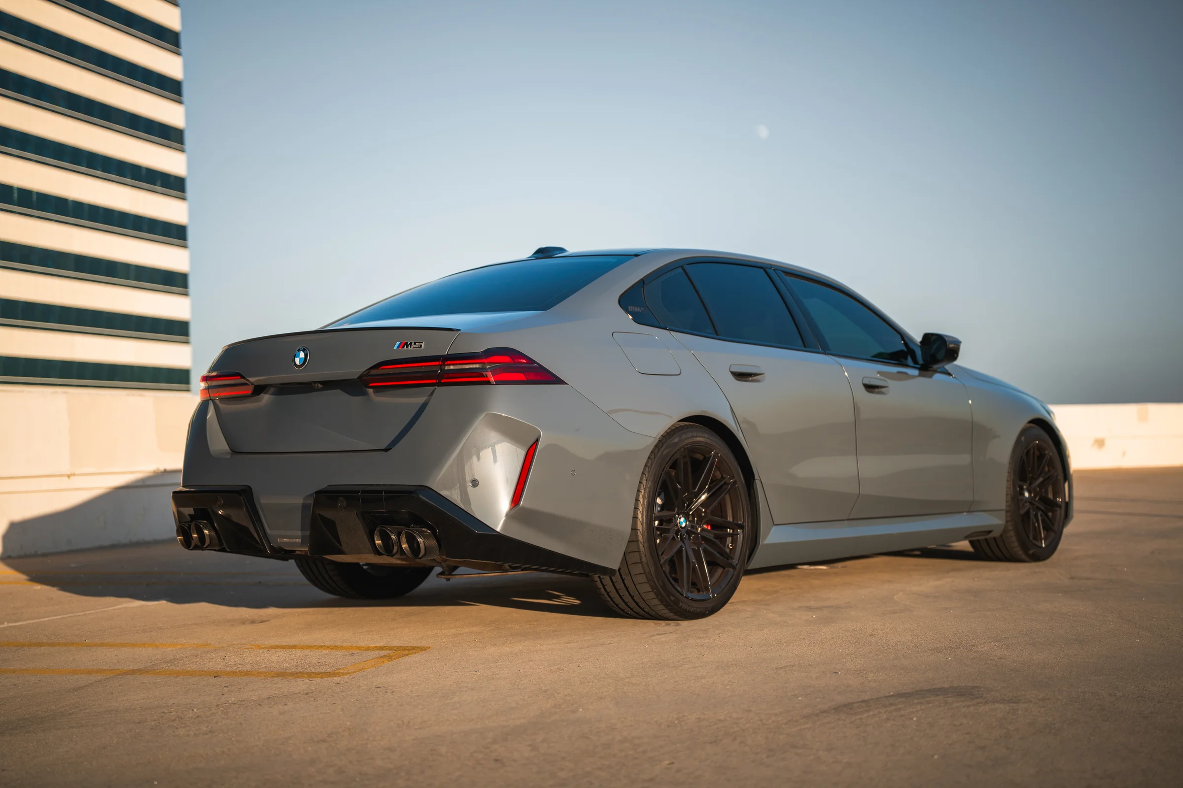 BMW M5 — image 3