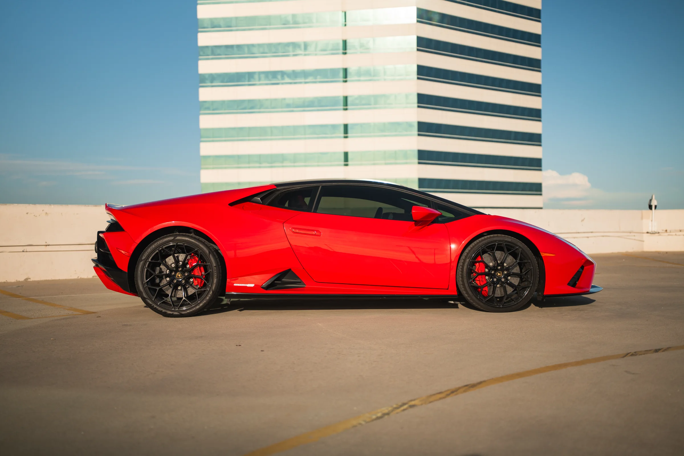 Lamborghini Huracan EVO — image 8