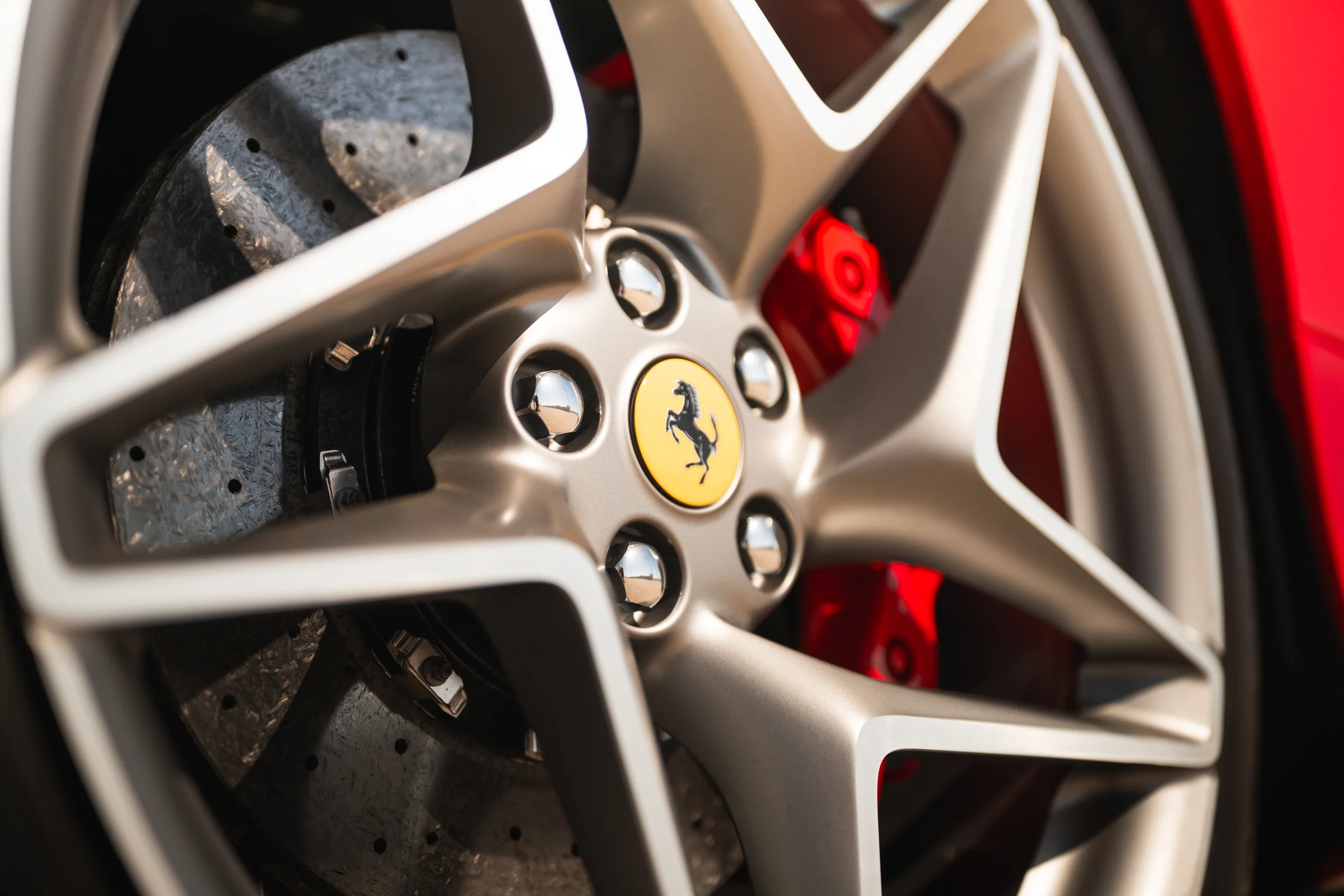 Ferrari F8 Tributo — image 8