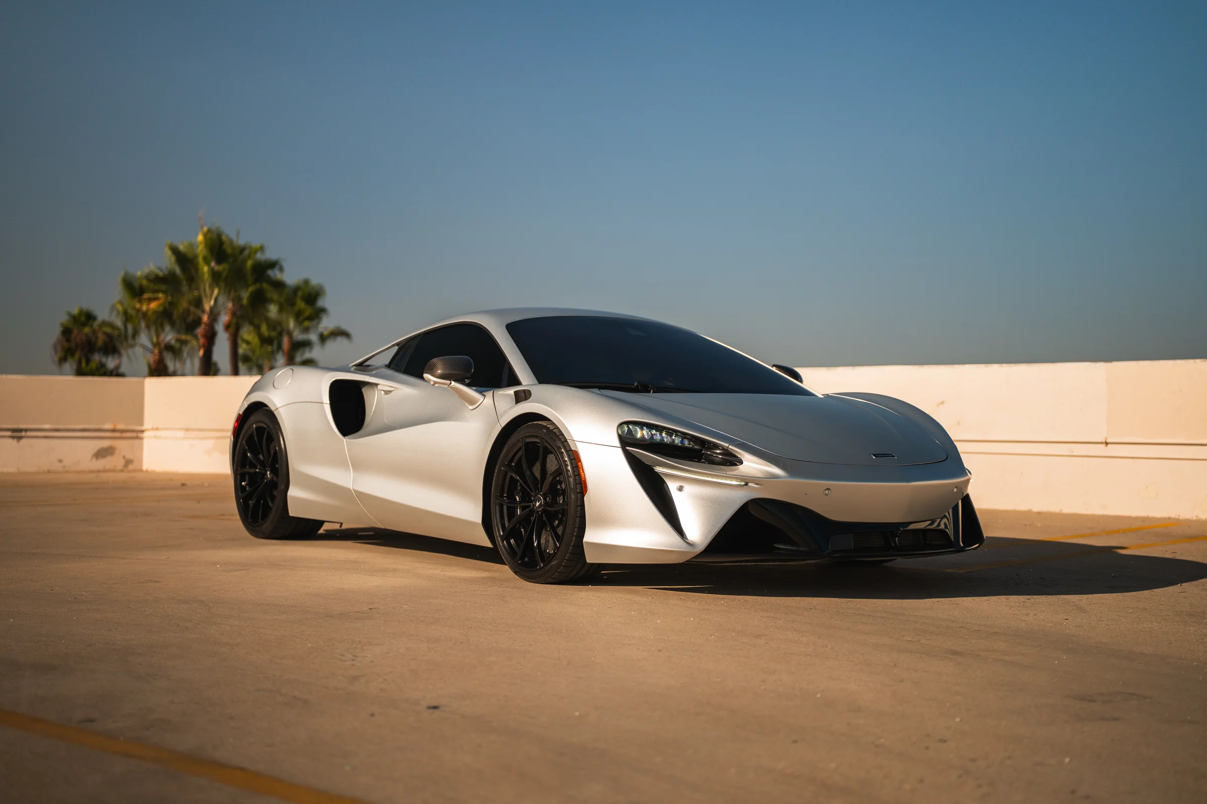 McLaren Artura — image 5