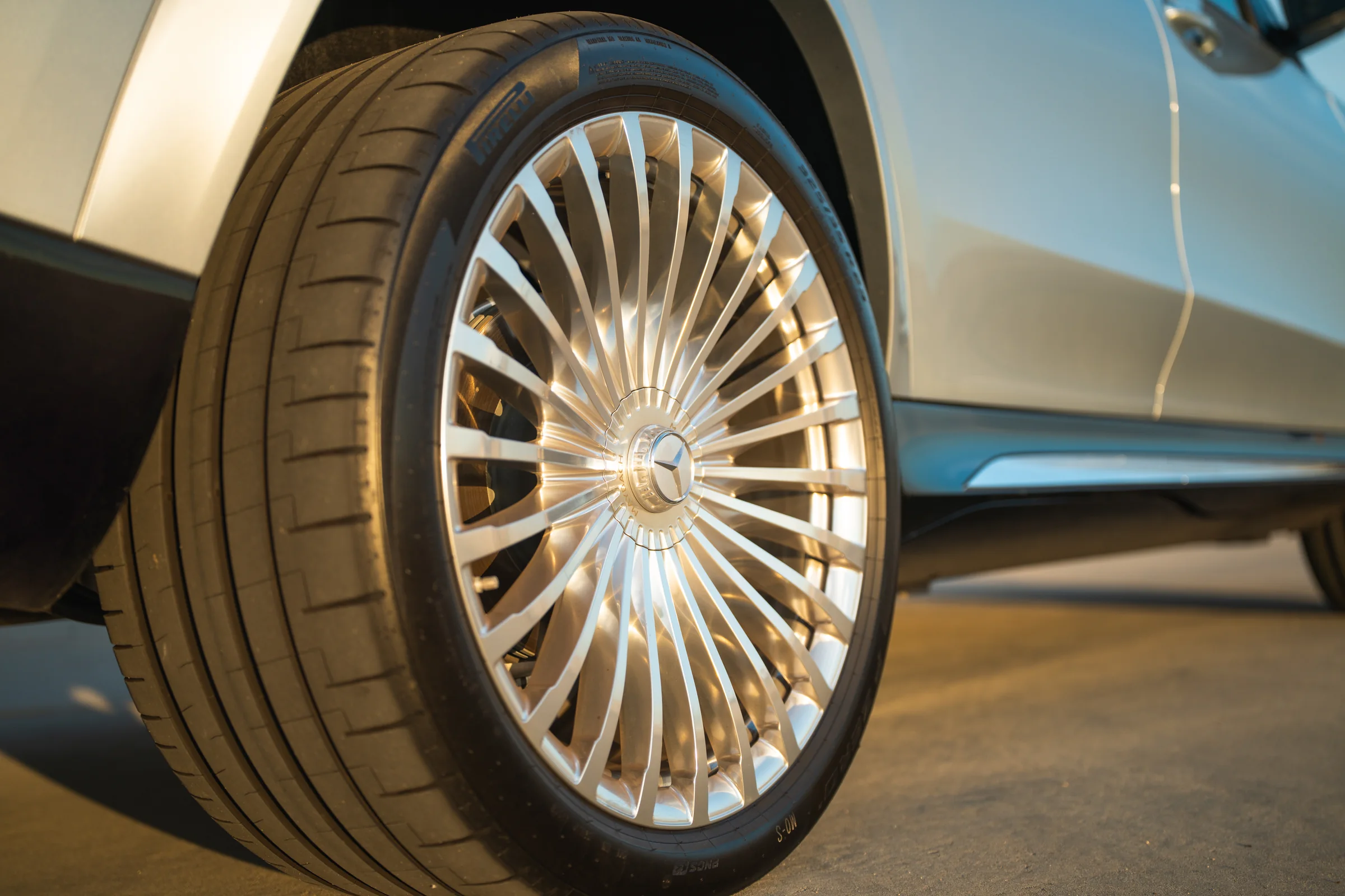 Mercedes-Maybach GLS 600 — image 7