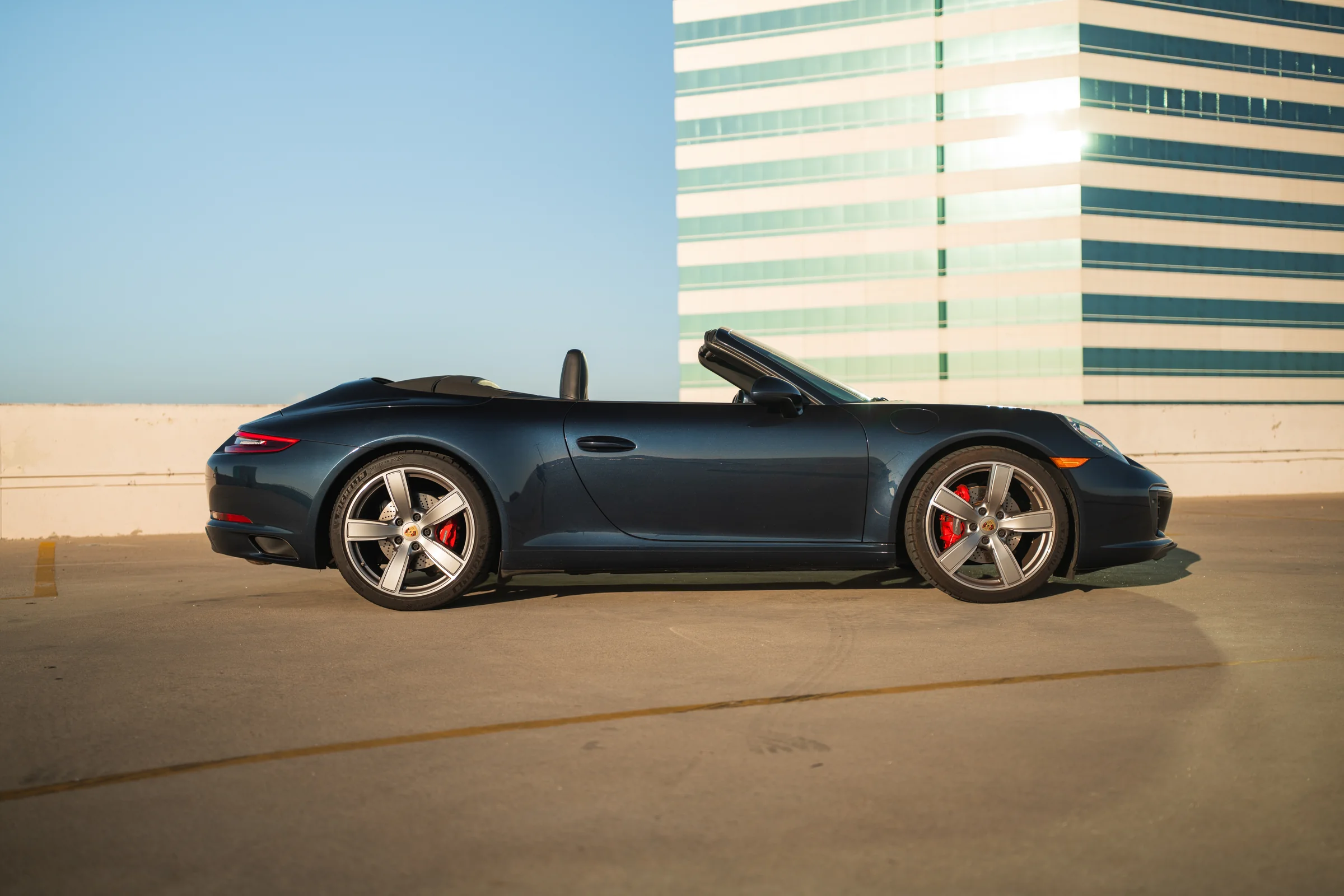 Porsche 911 Carrera Cabriolet — image 4